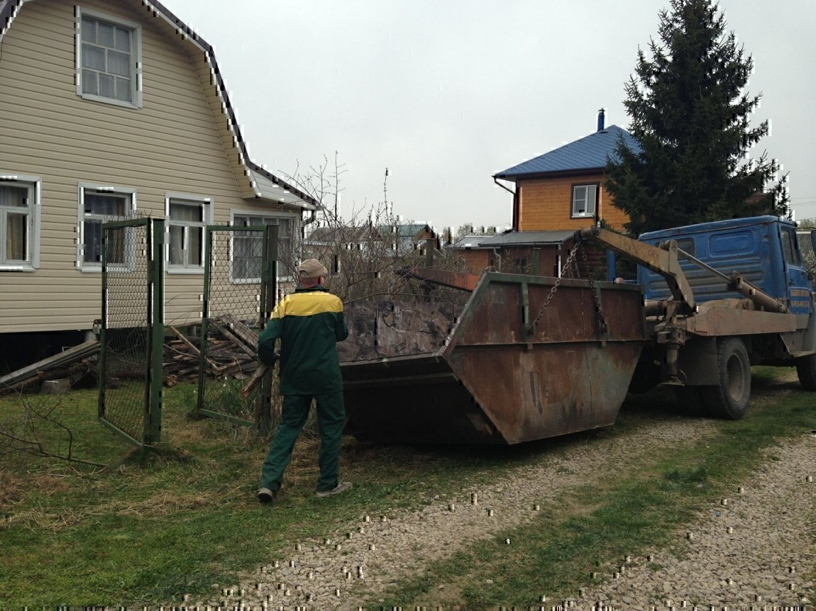 Вывоз мусора и отходов с дачи и участка СНТ в Красном Сулине в октябре