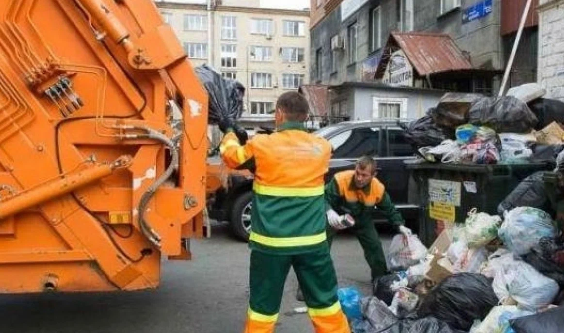 Срочный вывоз мусора в Красном Сулине от ПроМусор — заказ день в день от 2909 руб., грузчики, цена