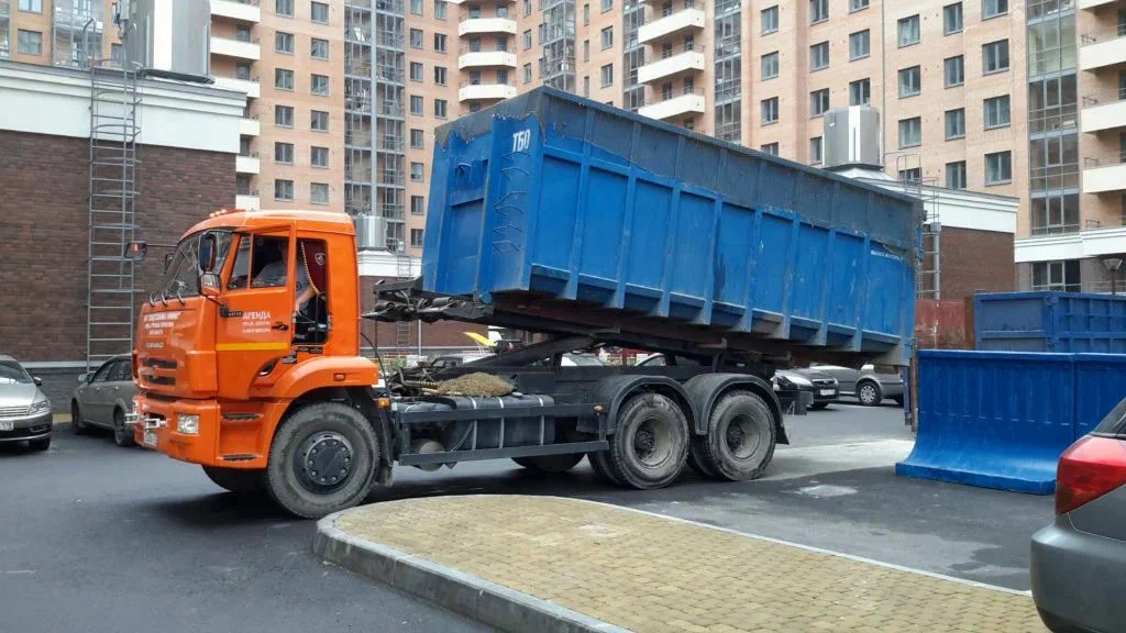 Аренда пухто для вывоза строительного и бытового мусора в Красном Сулине в октябре