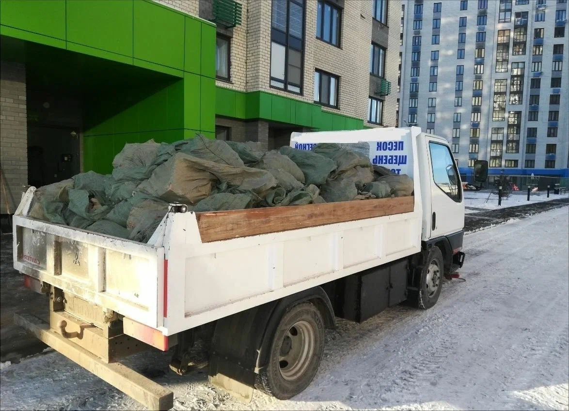 Вывоз мусора грузовым фургоном 3 тонны в Красном Сулине — цена от 1378 руб., ПроМусор