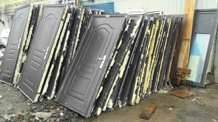 Вывоз металлических дверей с утилизацией в Красном Сулине в октябре