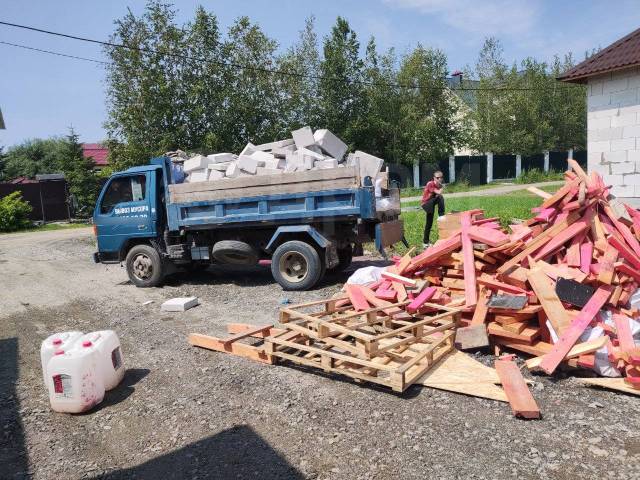 Вывоз мусора с чердака в Красном Сулине в октябре